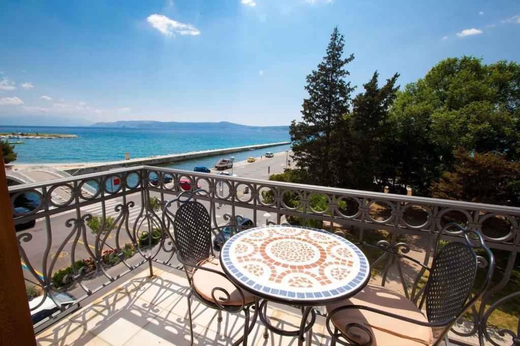 Apartments In Crikvenica 5559 Exterior foto